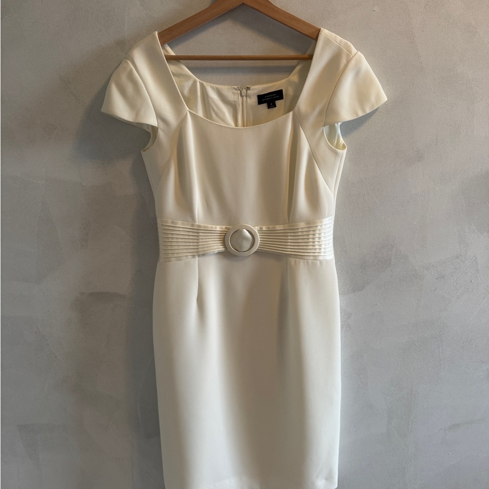 Tahari Arthur S. Levine - Chic Cream Dress with Belted Accent